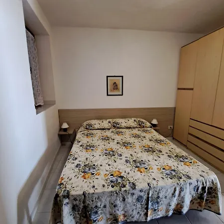 Casa Costa E Manfredi *